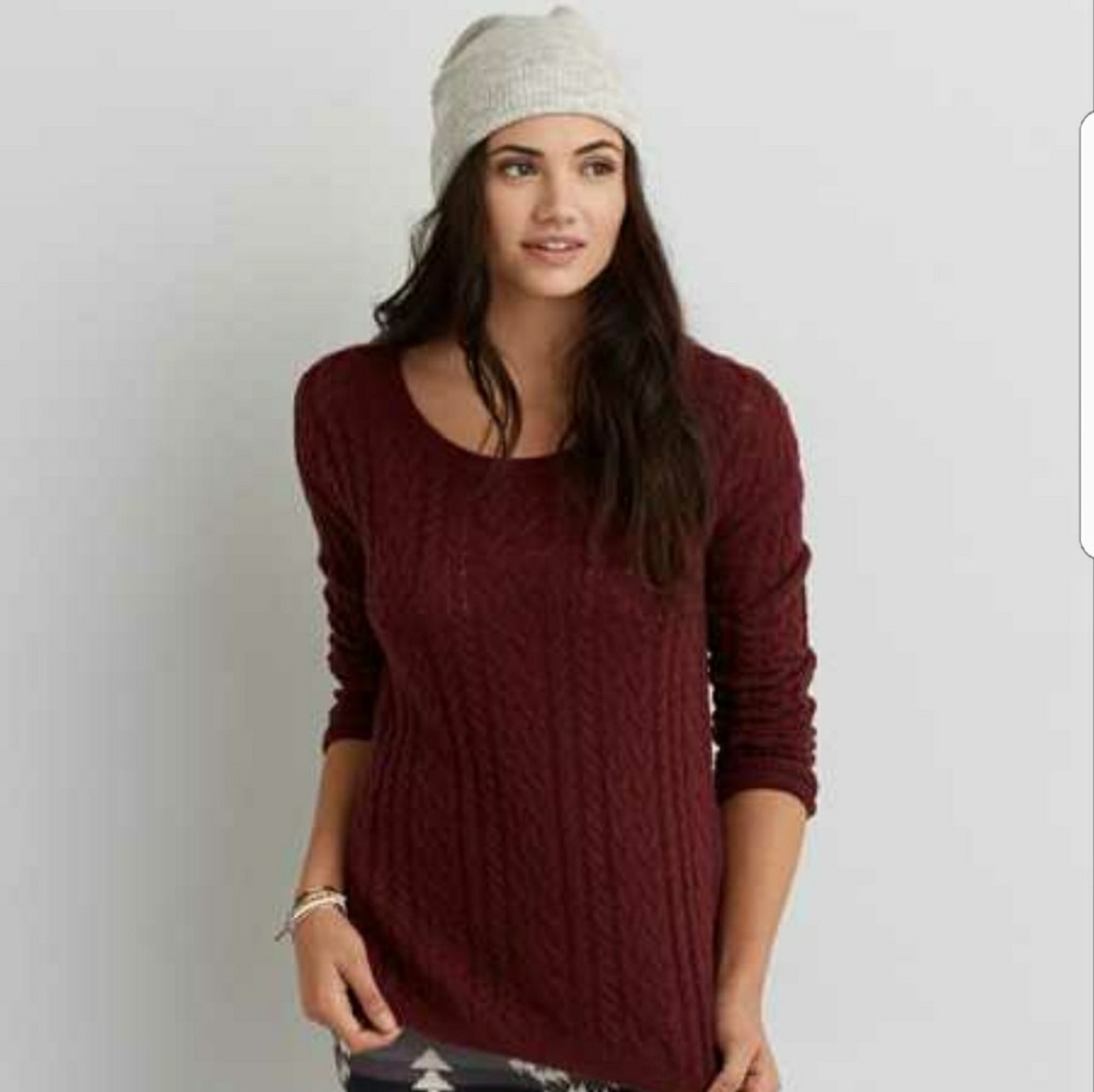 American eagle cable knit sweater